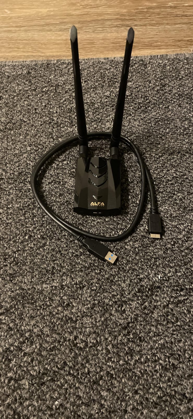 Alfa Long-Range Dual-Band AC1200 Wireless USB 3.0 Type-C Wi-Fi Adapter w/2x 5dBi External Antennas – 2.4GHz 300Mbps/5GHz 867Mbps – 802.11ac & A, B, G, N customer photo 2