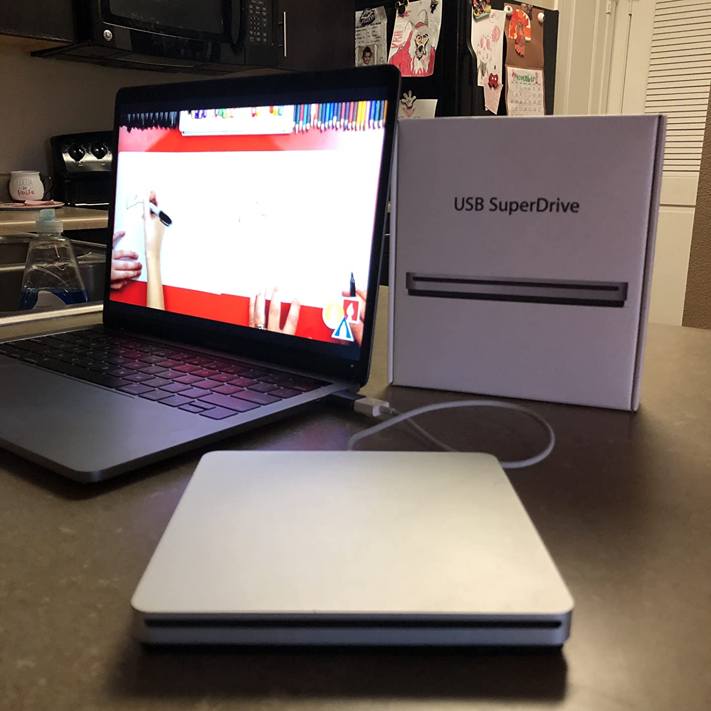 Apple USB SuperDrive (External DVD/CD Drive) customer photo 2