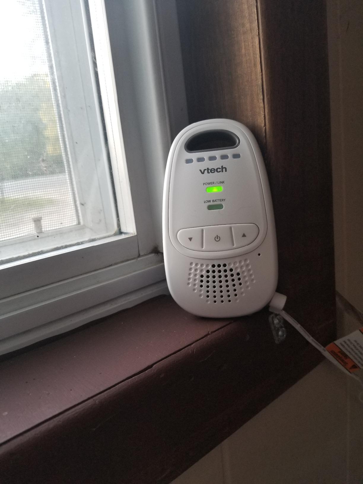 VTech Upgraded Baby Monitor with Rechargeable Battery, Long Range, Crystal-Clear Sound, and Alerts customer photo 2