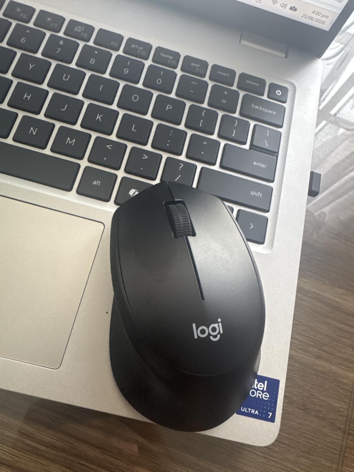 Logitech M330 Silent Plus Full Size 2.4 GHz Wireless Mouse - Black customer photo 1