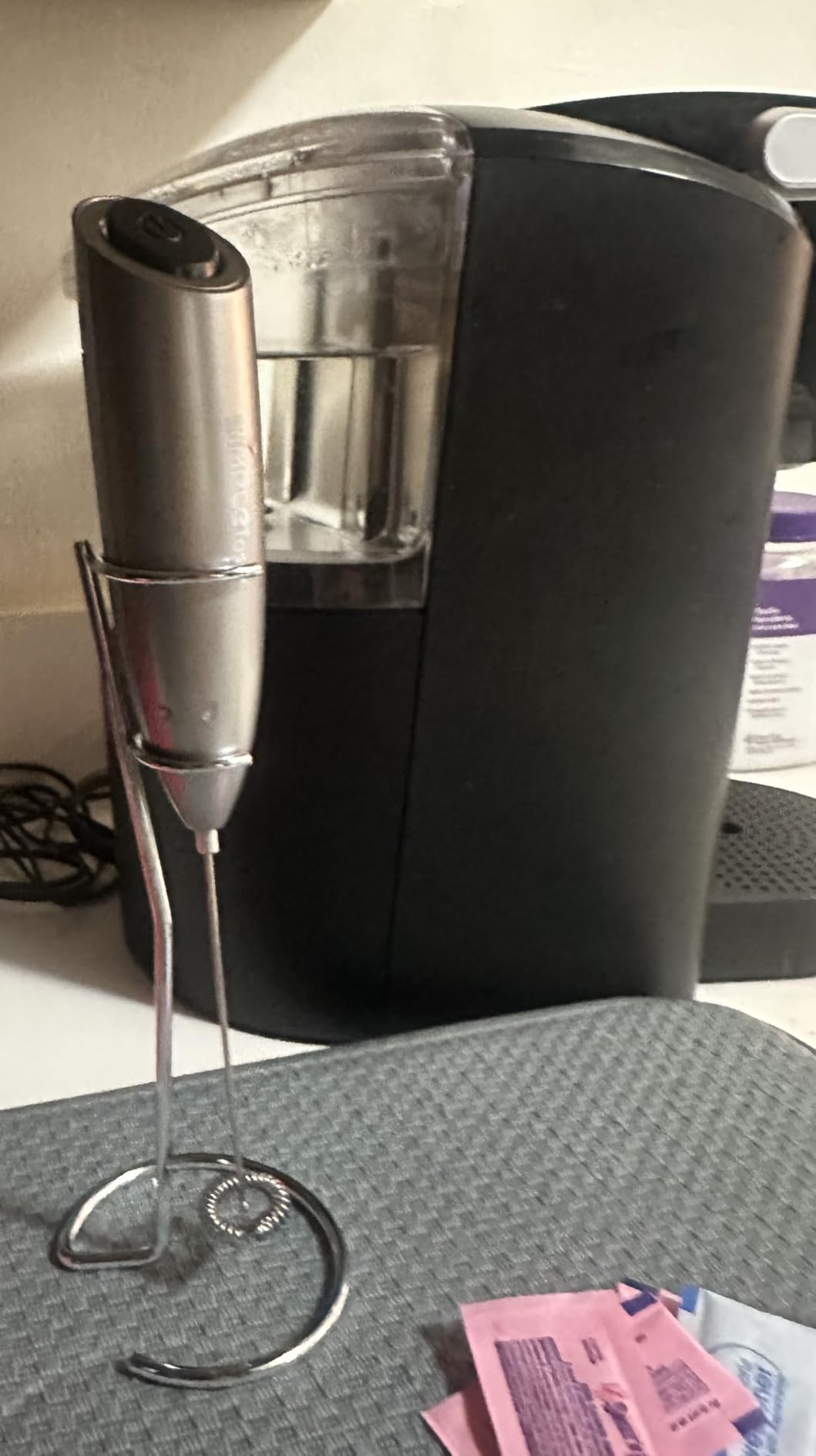 SIMPLETASTE Milk Frother Handheld Electric Foam Maker Battery Operated customer photo 1