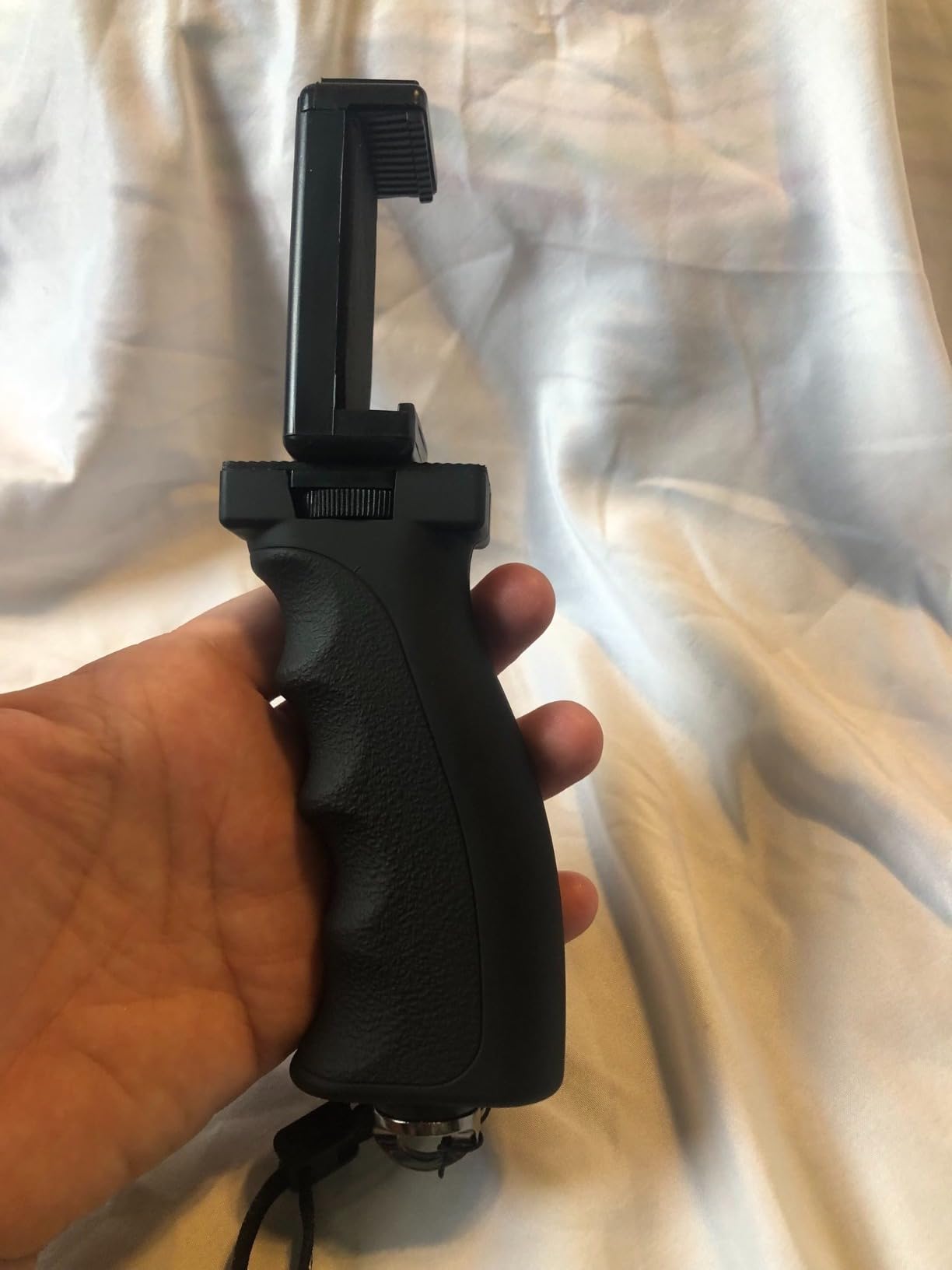 Universal Ergonomic Anti-Fall Phone Smartphone Handle Stabilizer Mount Rig customer photo 1