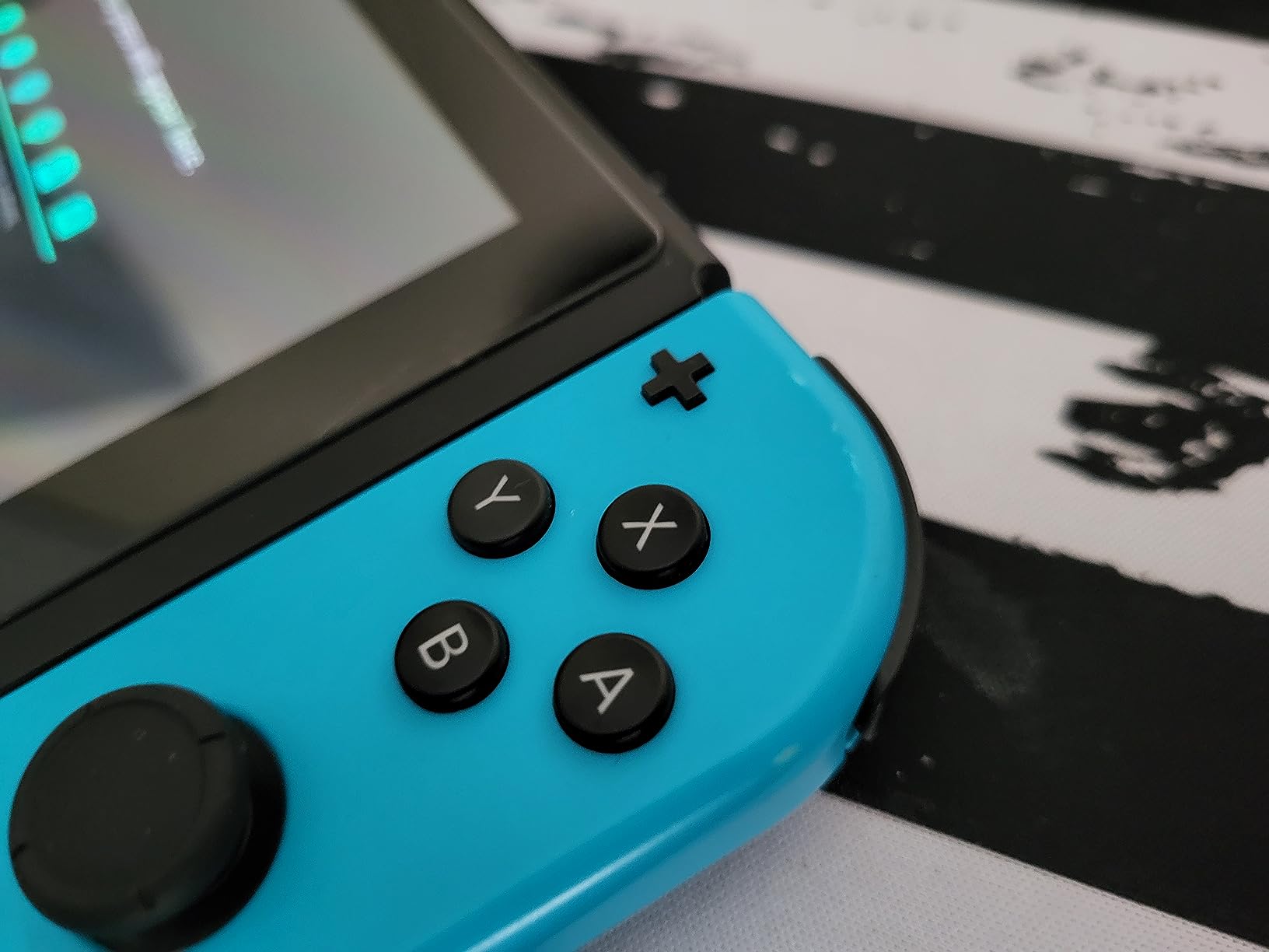 Nintendo Joy-Con (L/R) - Neon Red/Neon Blue customer photo 2