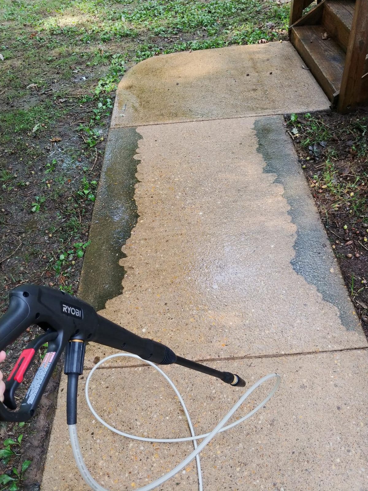 Ryobi 1,600-PSI 1.2-GPM Electric Pressure Washer (Model RY141612) customer photo 2
