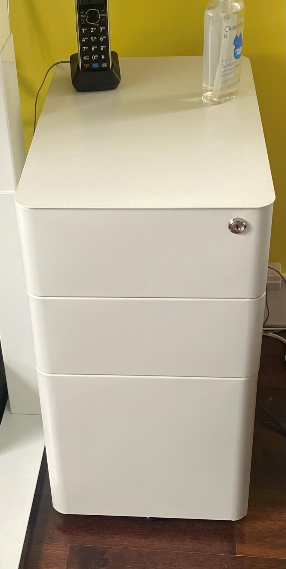 DEVAISE 3 Drawer File Cabinet on Wheels, Fully Assembled Except Casters customer photo 1