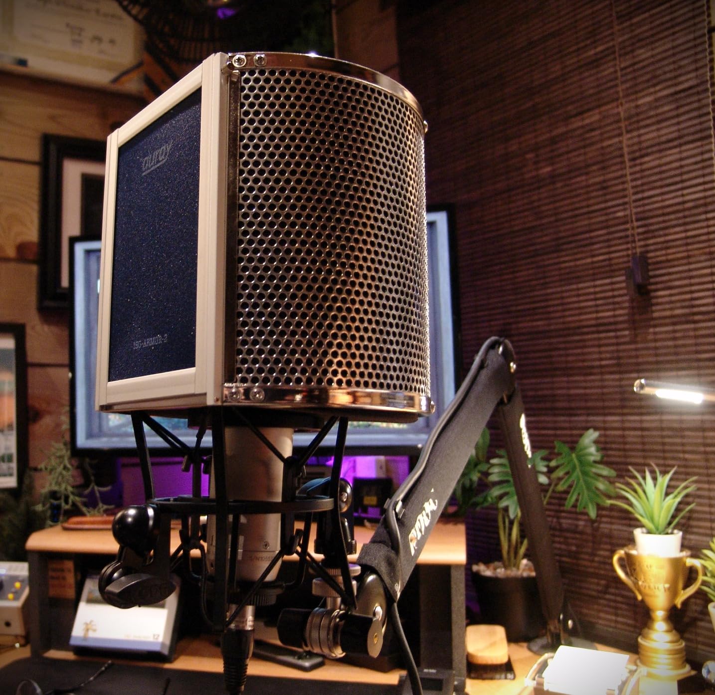 AURAY ISO-Armor-2 Microphone Isolation Chamber customer photo 1