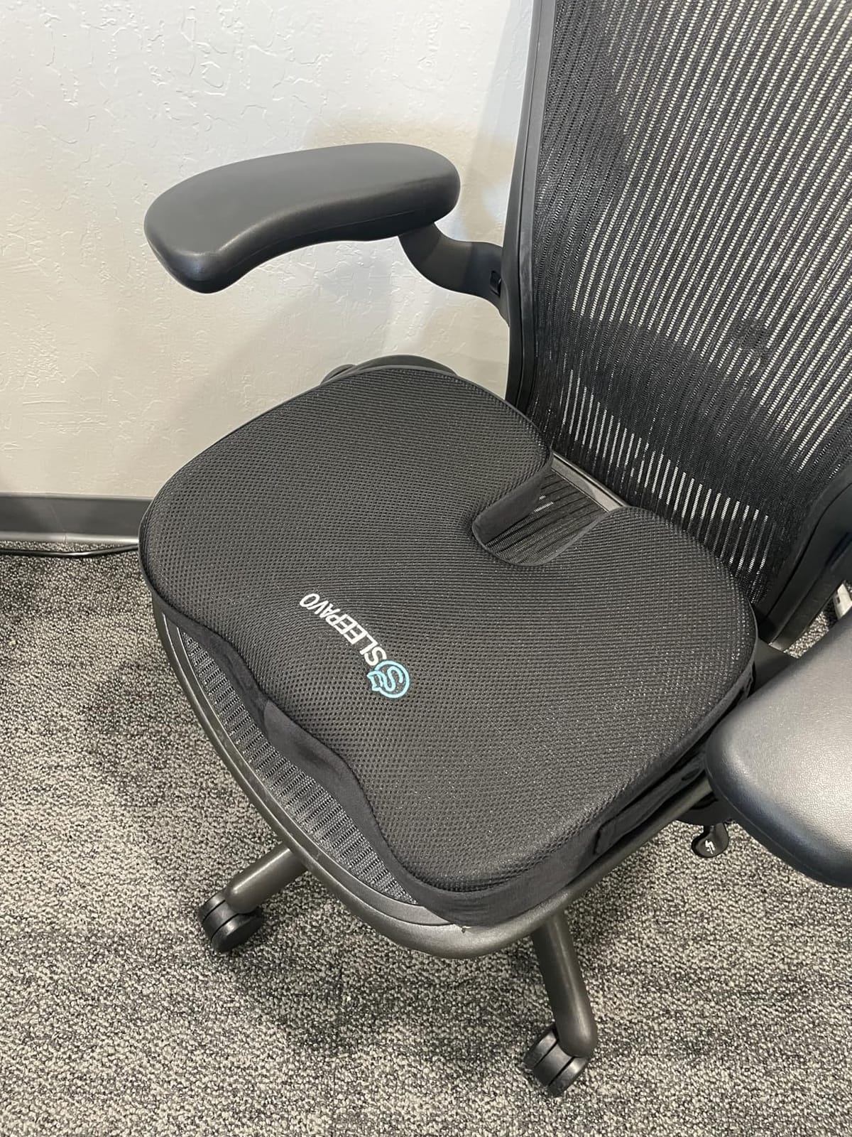 Sleepavo Office Chair Cushion, Seat Cushion for Tailbone Pain Relief Butt | Butt Pillow for Coccyx Sciatica Support, Orthopedic Lumbar Pad, Lower Back Pillow for Office Desk, Car and Airplane, Black customer photo 2