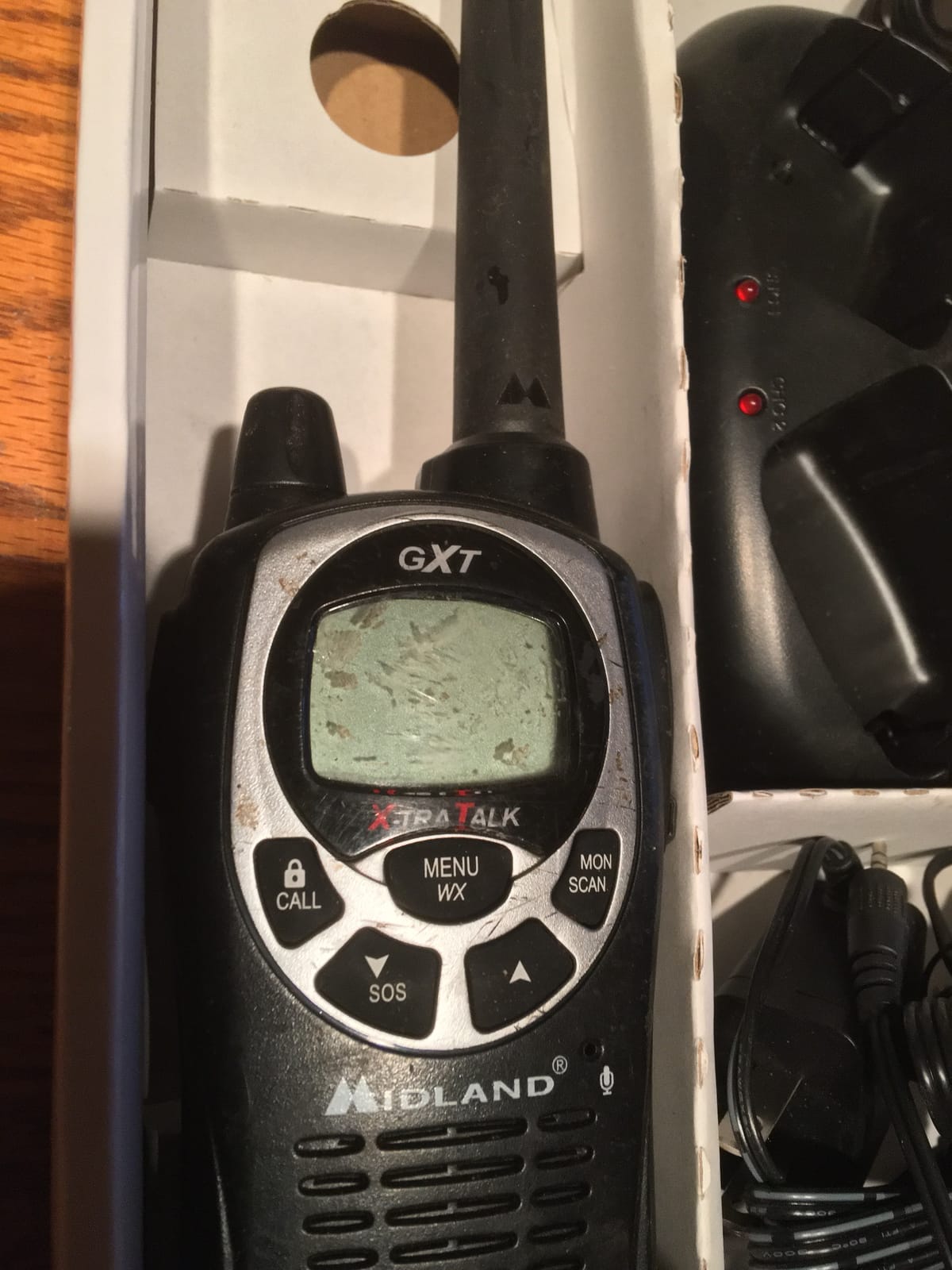 Midland GXT1000X3VP4 GMRS Two-Way Radio (50-Channel, Long Range, 142 Privacy Codes, SOS, NOAA, Rechargeable Nickle Battery, Black/Silver, 3-Pack) customer photo 1