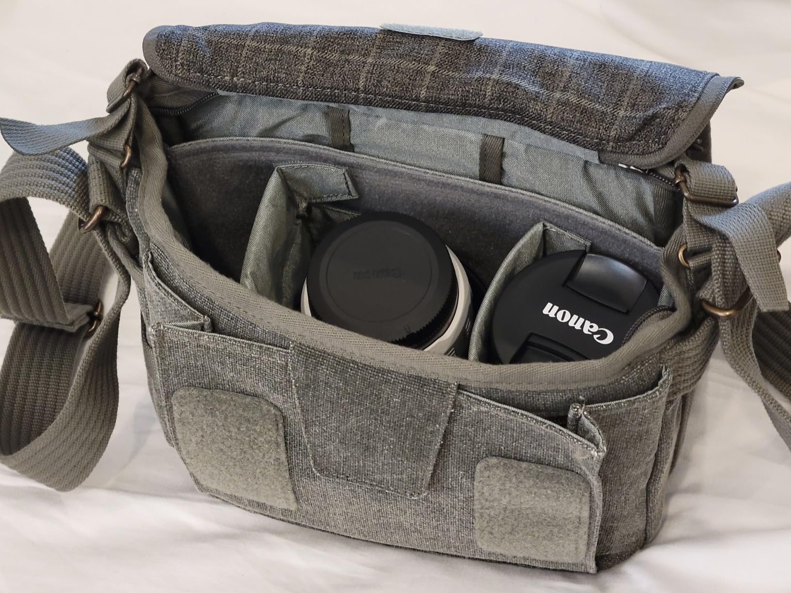 Think Tank Retrospective 7 V2.0 Camera Messenger Bag - Pinestone customer photo 2