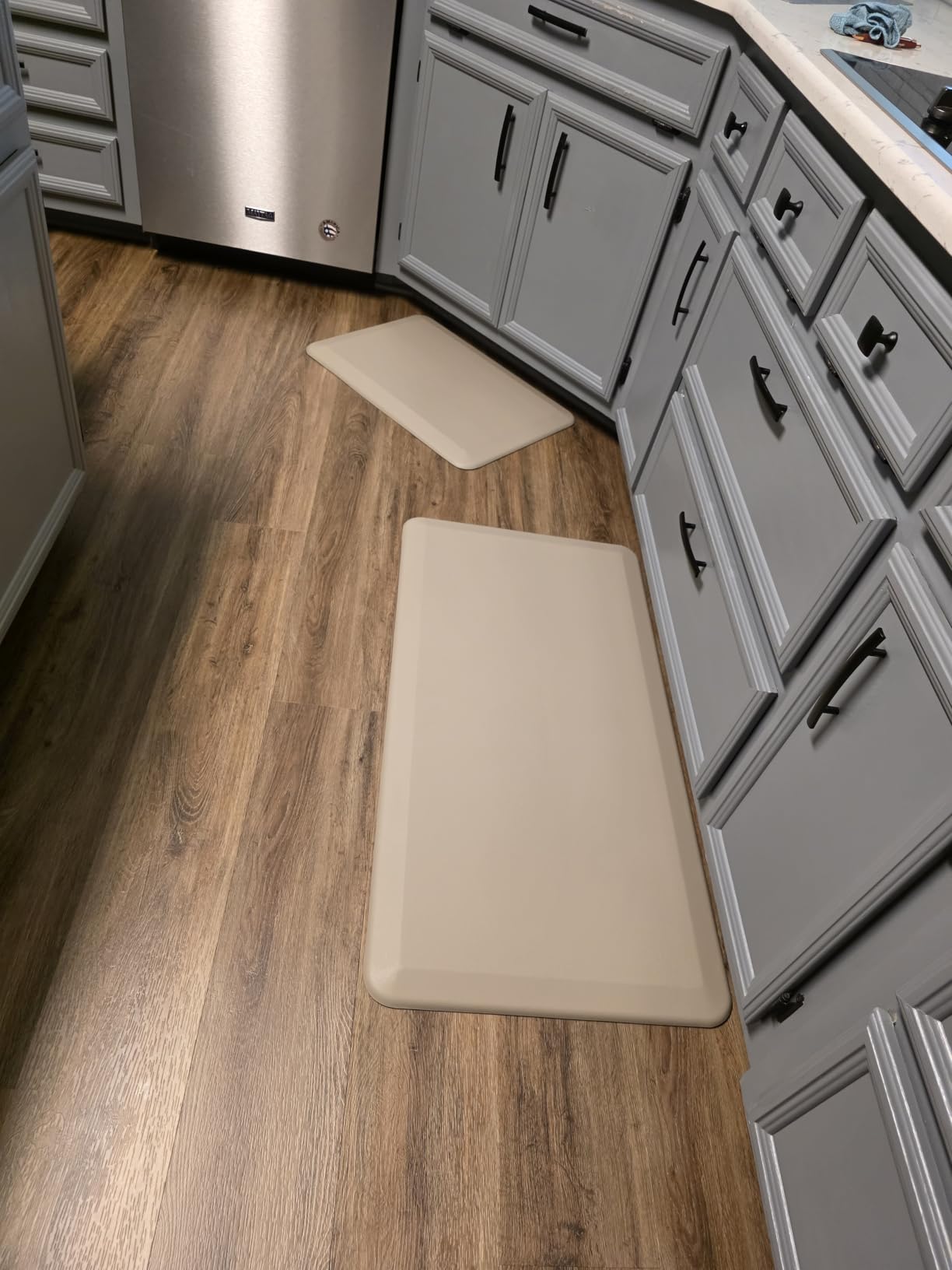 GORILLA GRIP Cushioned Antifatigue Kitchen Mat for Floor, 24x17, Black customer photo 2