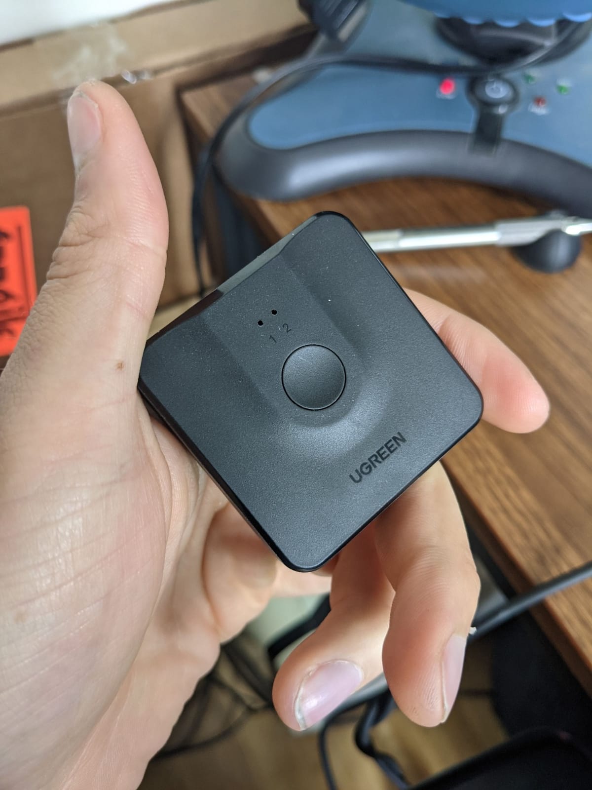 UGREEN HDMI Switch 2 in 1 Out, 4K@60Hz, Bi-Directional, HDR, 3D customer photo 2