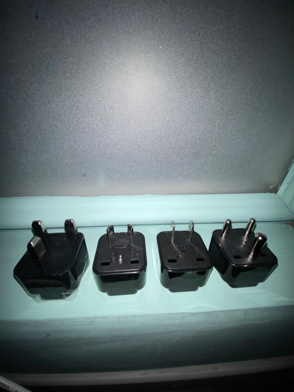 SOKOO 230-Watt Step Down 100-220V to 110V Voltage Converter customer photo 2