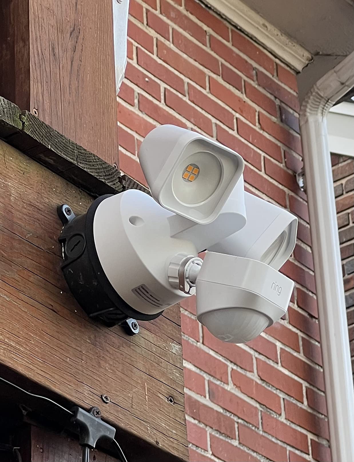 Ring Floodlight Wired — Motion-activated floodlight, bright LEDs, works with Amazon Sidewalk, White customer photo 1