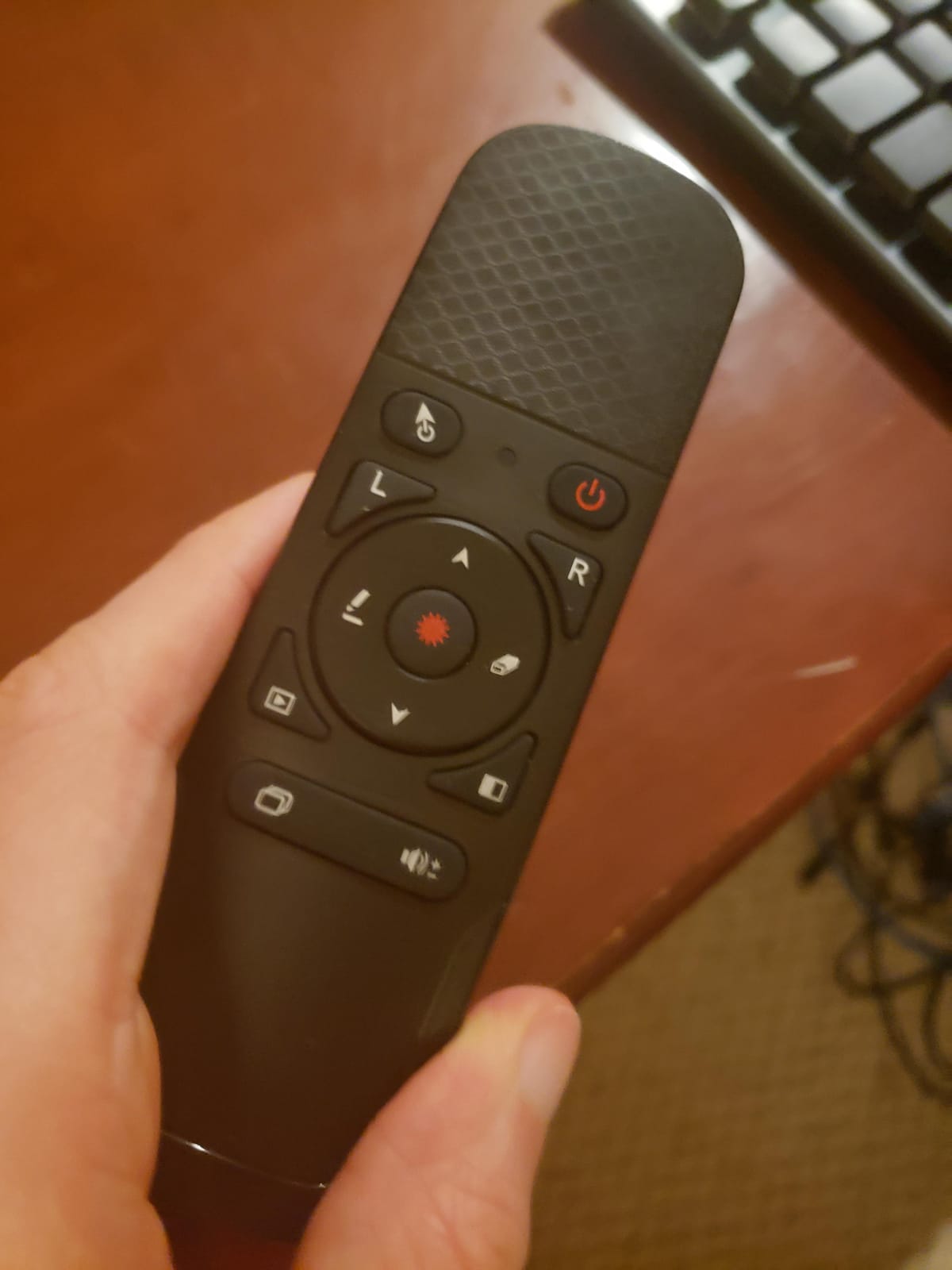 Presentation Clicker Air Mouse Function Wireless Presenter USB Powerpoint Clicker, RF 2.4 GHz Presentation Remote Control Clicker for powerpoint presentations Support Mac, Laptop, Computer 11 customer photo 1