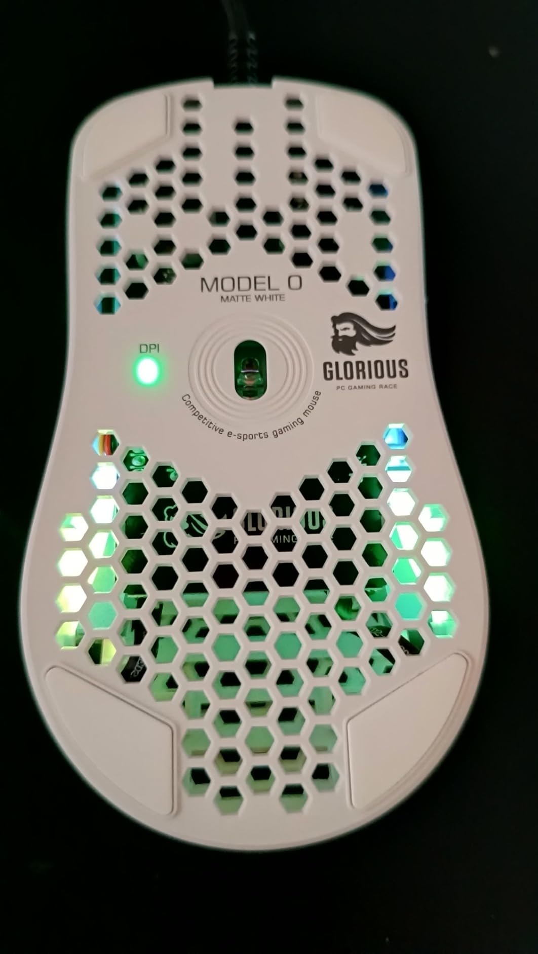 Glorious Model O Wired Gaming Mouse 67g Superlight Honeycomb Design, RGB, Pixart 3360 Sensor, Omron Switches, Ambidextrous - Matte Black customer photo 2