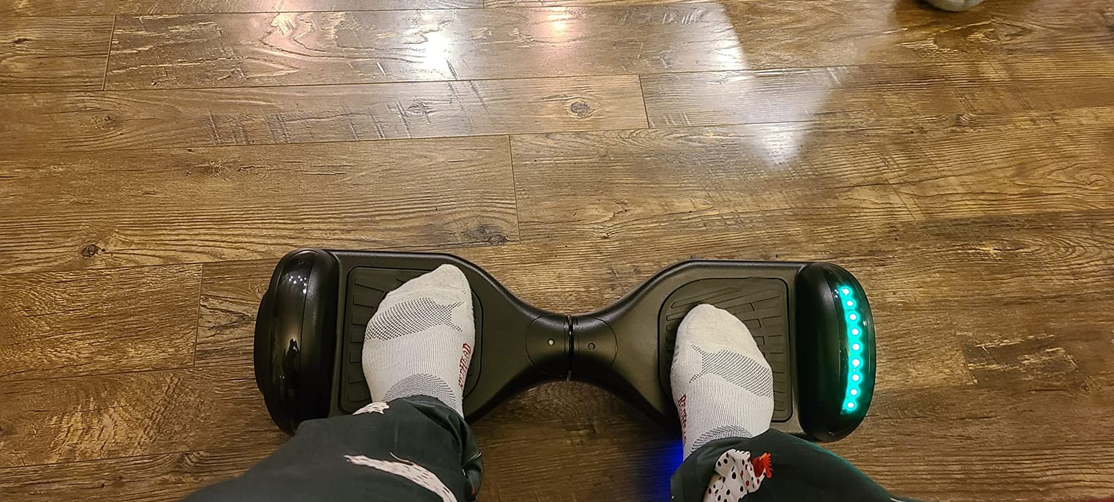 FLYING-ANT Self Balancing Scooter, 6.5” Two-Wheel with Bluetooth and Flashing LED Lights customer photo 1