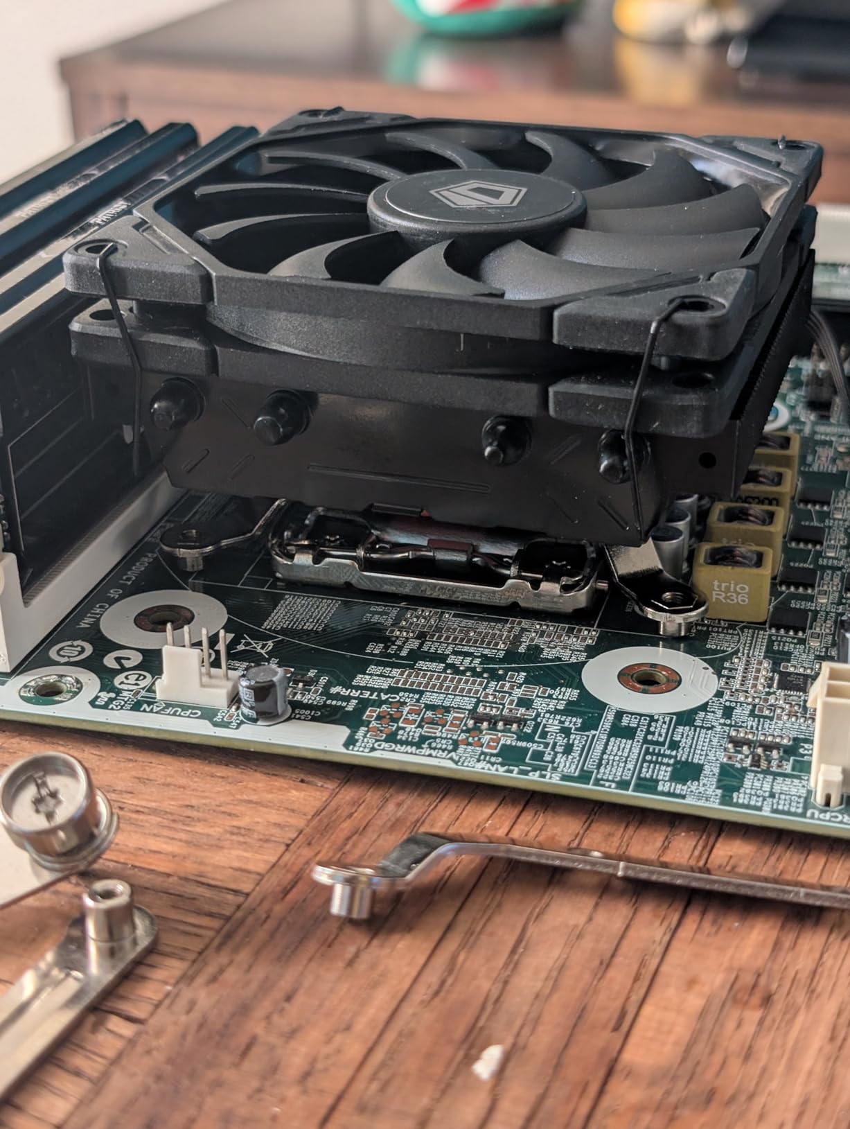 ID-COOLING IS-40X V3 45mm Low Profile CPU Cooler, 4 Heatpipes, Slim Fan customer photo 1