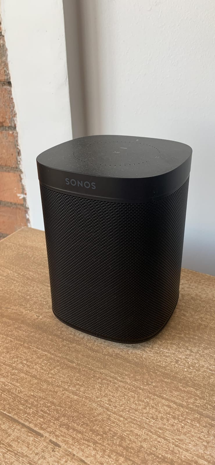 Sonos One (2019) - Black customer photo 1