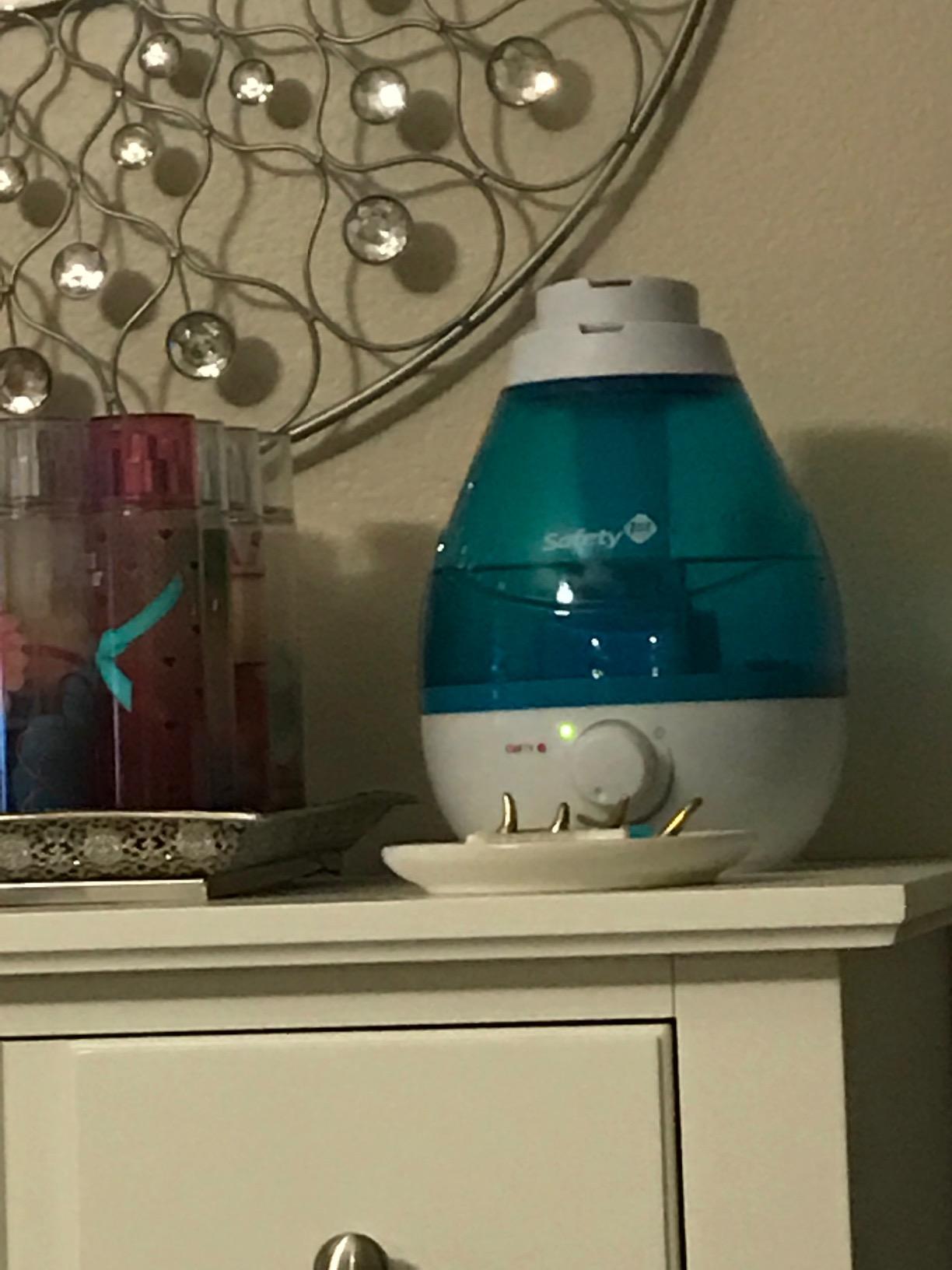 Safety 1st 360 Degree Cool Mist Ultrasonic Humidifier, Seafoam customer photo 2