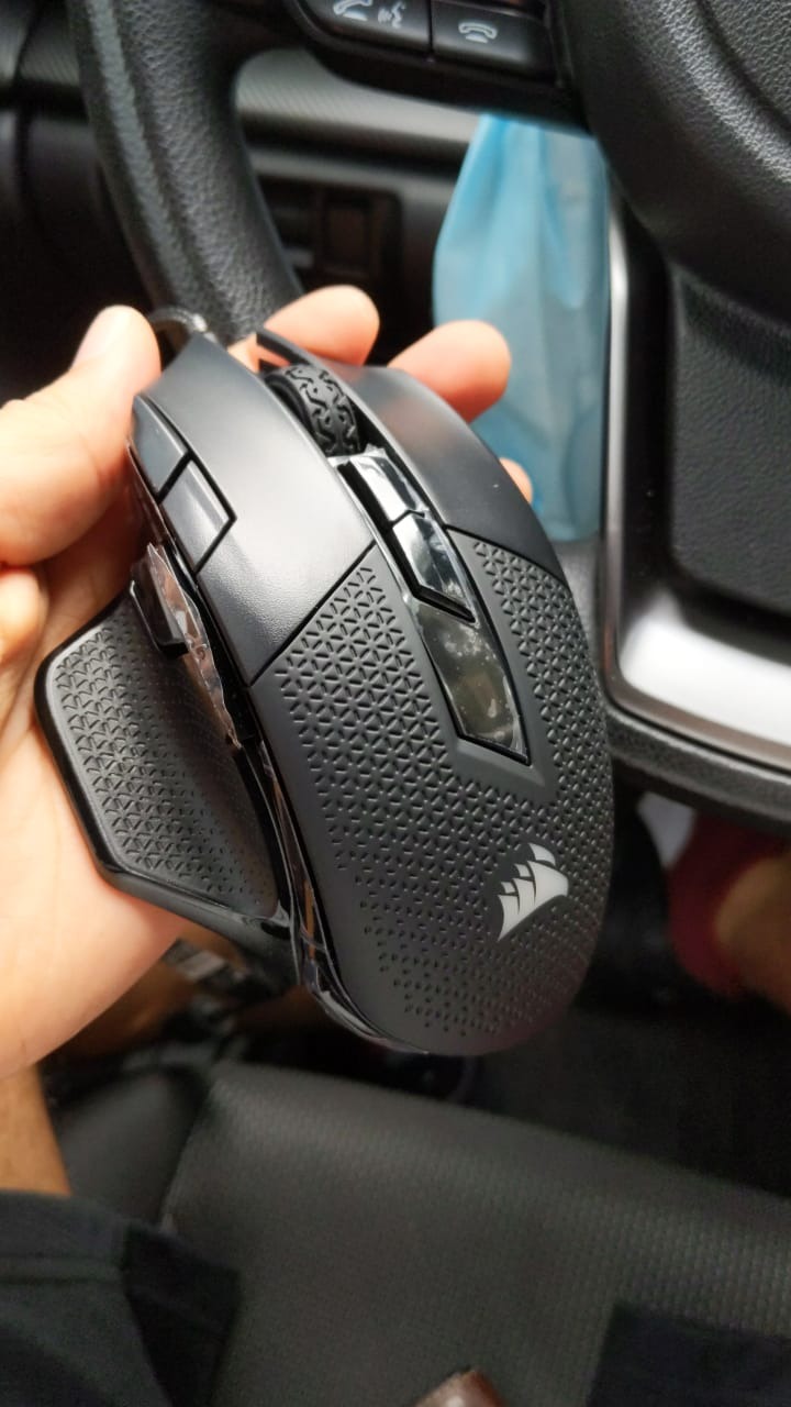 Corsair NIGHTSWORD RGB Adjustable Weight FPS MOBA PC Gaming Mouse – Black customer photo 1
