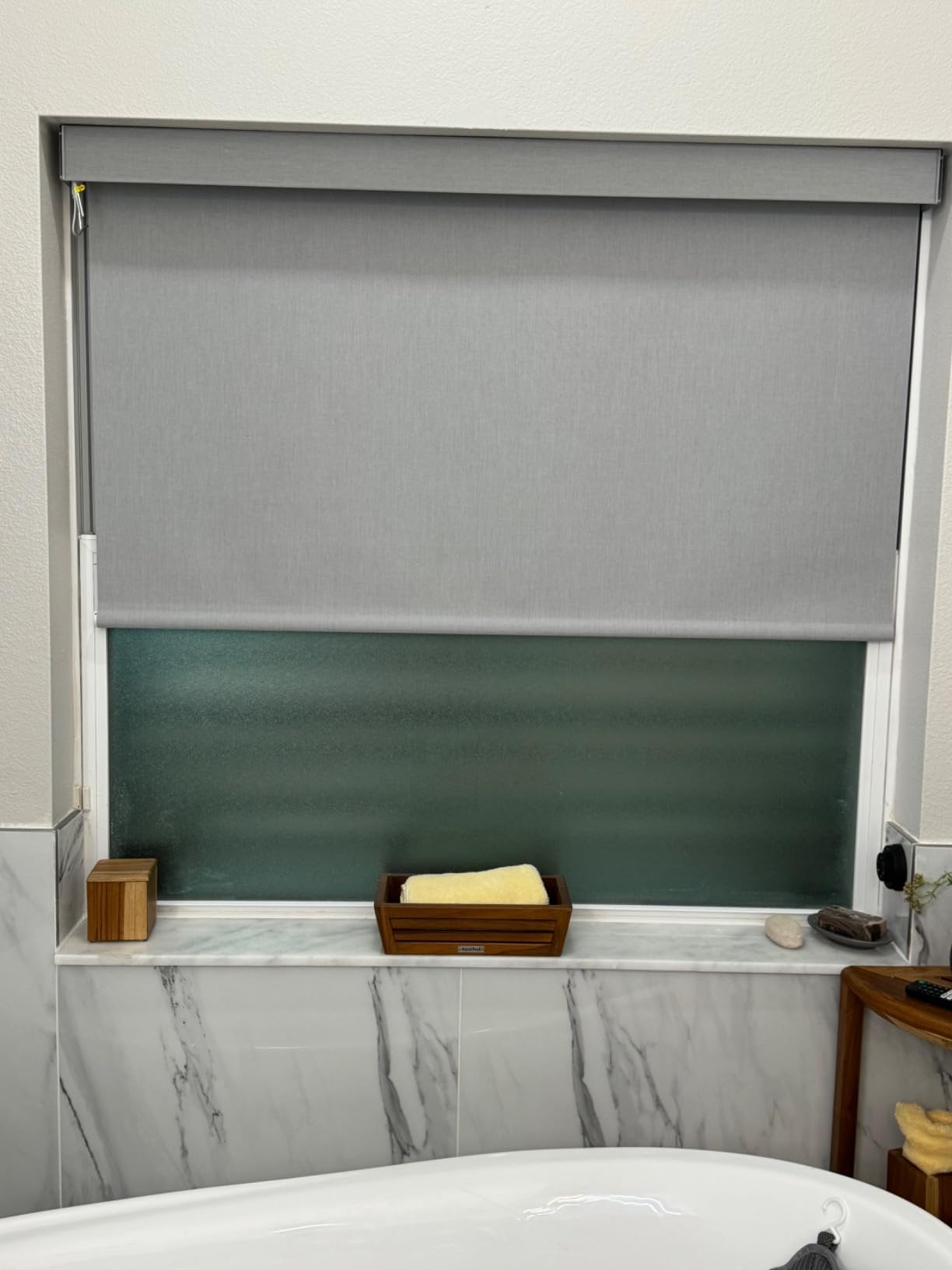 Yoolax Motorized Blinds with Remote, Blackout Automatic Blinds, Custom Size customer photo 2