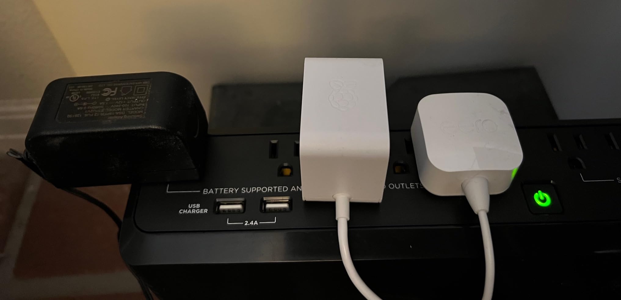 CyberPower SL700U Standby UPS Battery Backup and Surge Protector customer photo 1