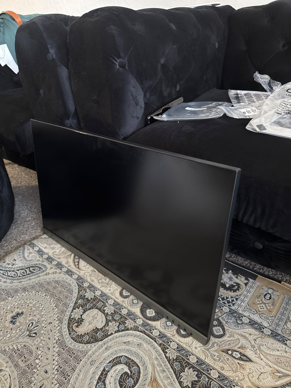 ViewSonic VX3276-4K-MHD 32 Inch 4K UHD Monitor, HDR10, HDMI, DisplayPort | Frameless Display For Work, Streaming, Movies; Dual 2W Speakers, Flicker-Free Eye Care, Wide sRGB Color, VESA Mount customer photo 2