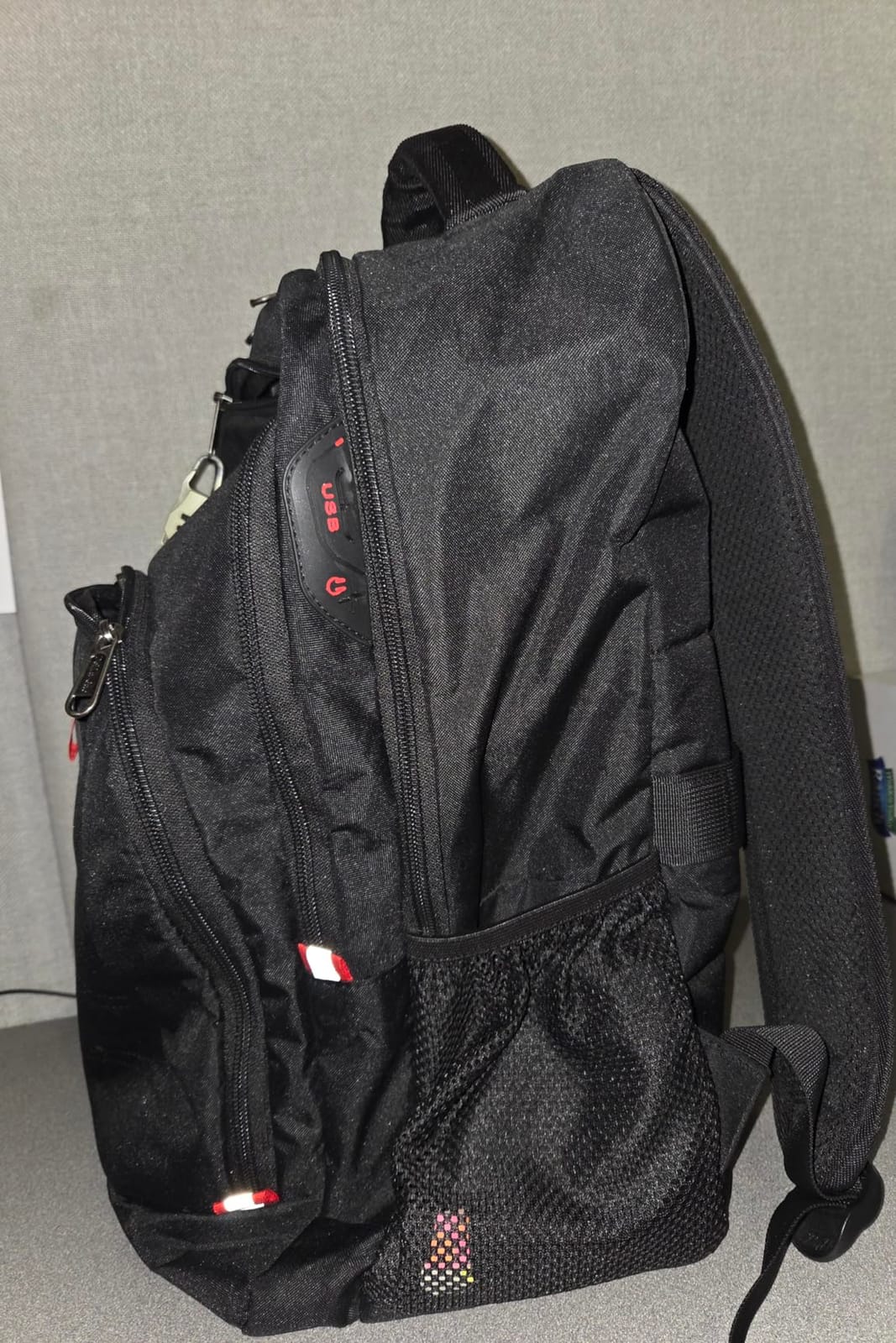 Della Gao Laptop Backpack for Men, 17.3inch Large Business Travel Backpack customer photo 1