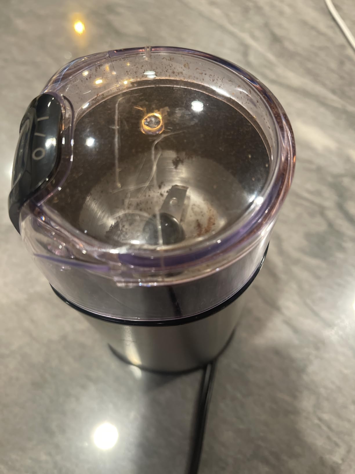 Amazon Basics Fast Electric Coffee Grinder for Home Use, Easy to Use Coffee Bean and Spice Grinder with Heavy-Duty Stainless Steel Grind Blades customer photo 2