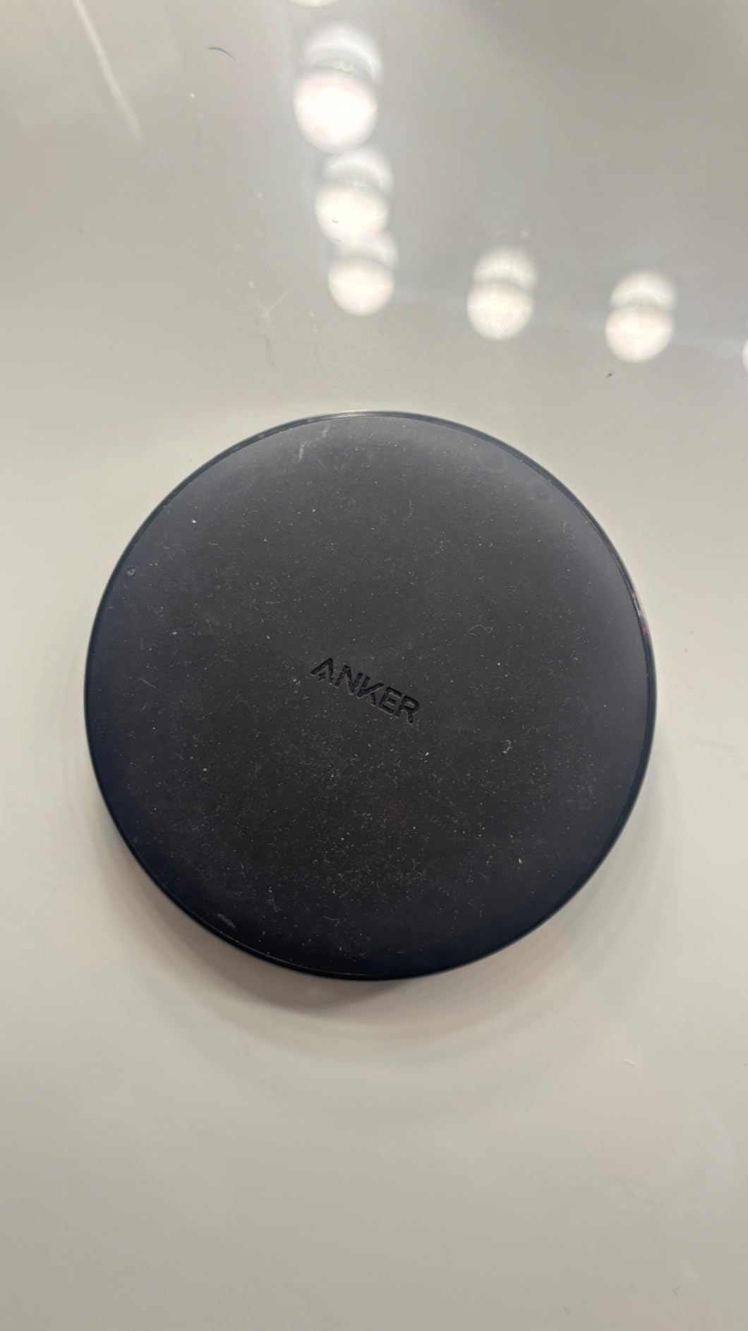 Anker 313 Qi-Certified 10W Fast Wireless Charger Pad | Portable Wireless Charging Pad for Samsung, iPhone, and AirPods (AC Adapter Not Included, Not MagSafe-Compatible) customer photo 1