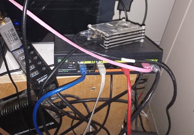 MokerLink 16 Port PoE Switch with 2 Gigabit Uplink Ethernet Port, 250W High Power, Support IEEE802.3af/at, Rackmount Unmanaged Plug and Play customer photo 2