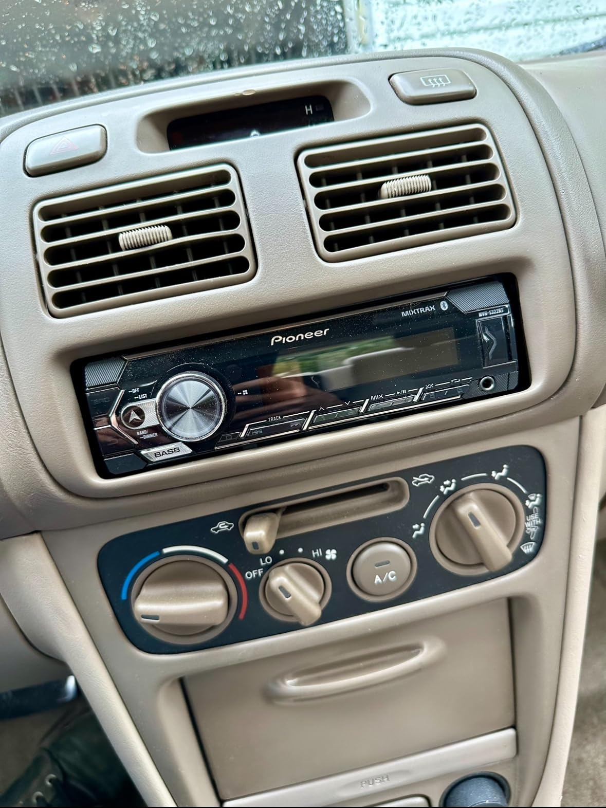 Pioneer MVH-S322BT 1-Din Car Stereo with Bluetooth, USB, AM/FM Radio customer photo 2