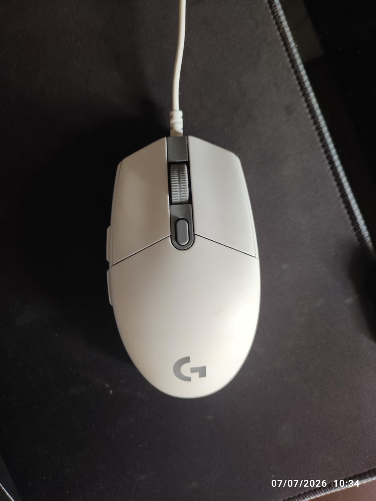 Logitech G203 Wired Gaming Mouse - Black customer photo 1