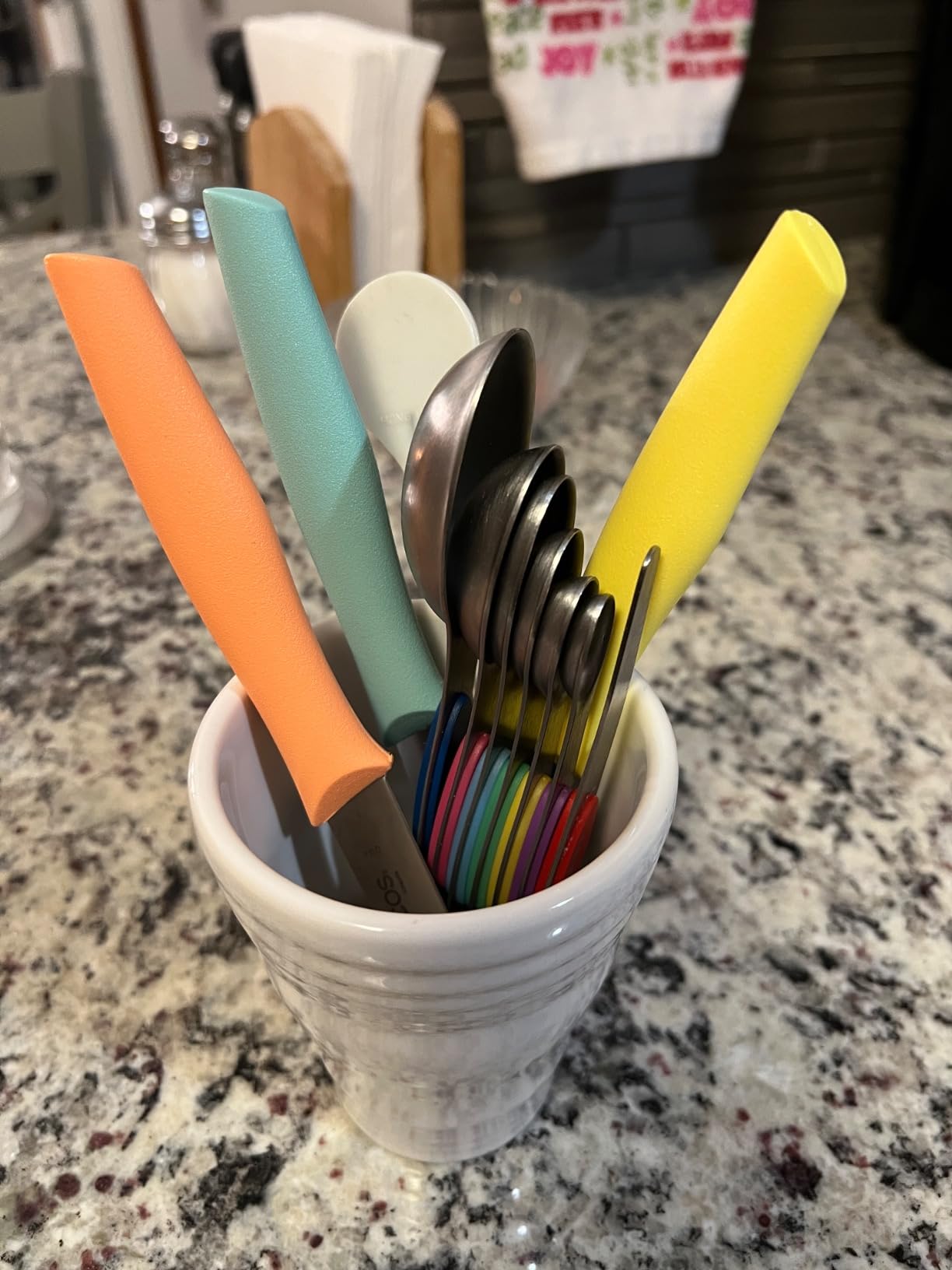 Arcos Paring Knife Set of 3 Pieces 4 Inch Stainless Steel. Colorful Kitchen Knives for Peeling Fruits and Vegetables. Ergonomic Polypropylene Handle. Series Nova. Color Orange, Yellow and Blue. customer photo 2