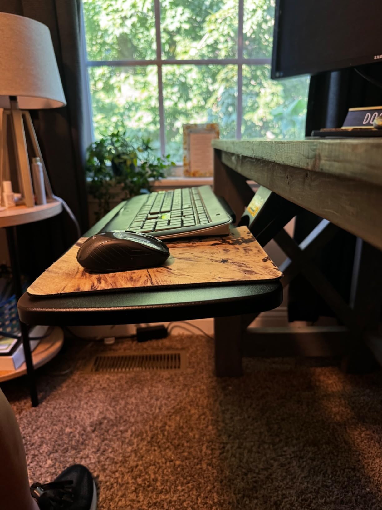 HUANUO Under Desk Keyboard Tray, 360 Degree Adjustable Mouse Platform customer photo 2