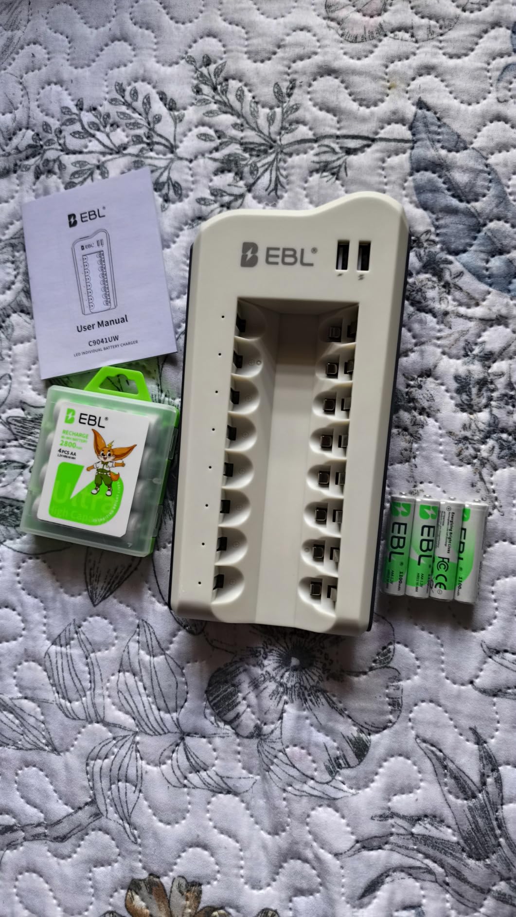 EBL AA AAA Battery Charger, 8 AA 2300mAh & 8 AAA 1100mAh NiMH, 8-Bay with 2 USB Ports customer photo 1