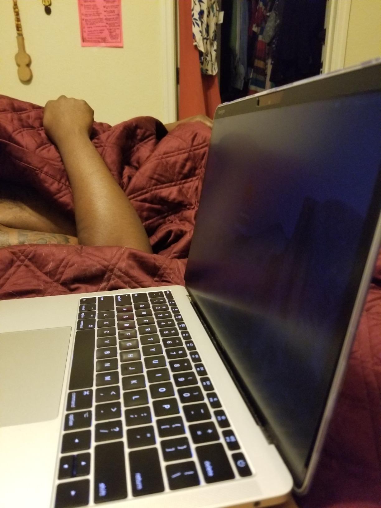 Kensington MagPro™ Magnetic Laptop Privacy Screen 14 inch, Removable 16:9 Laptop Privacy Filter, Anti-Glare, Blue Ray Reduction, Dell Latitude 5420, HP Elitebook 840 G6-G8, Lenovo, Asus (K58352WW) customer photo 1