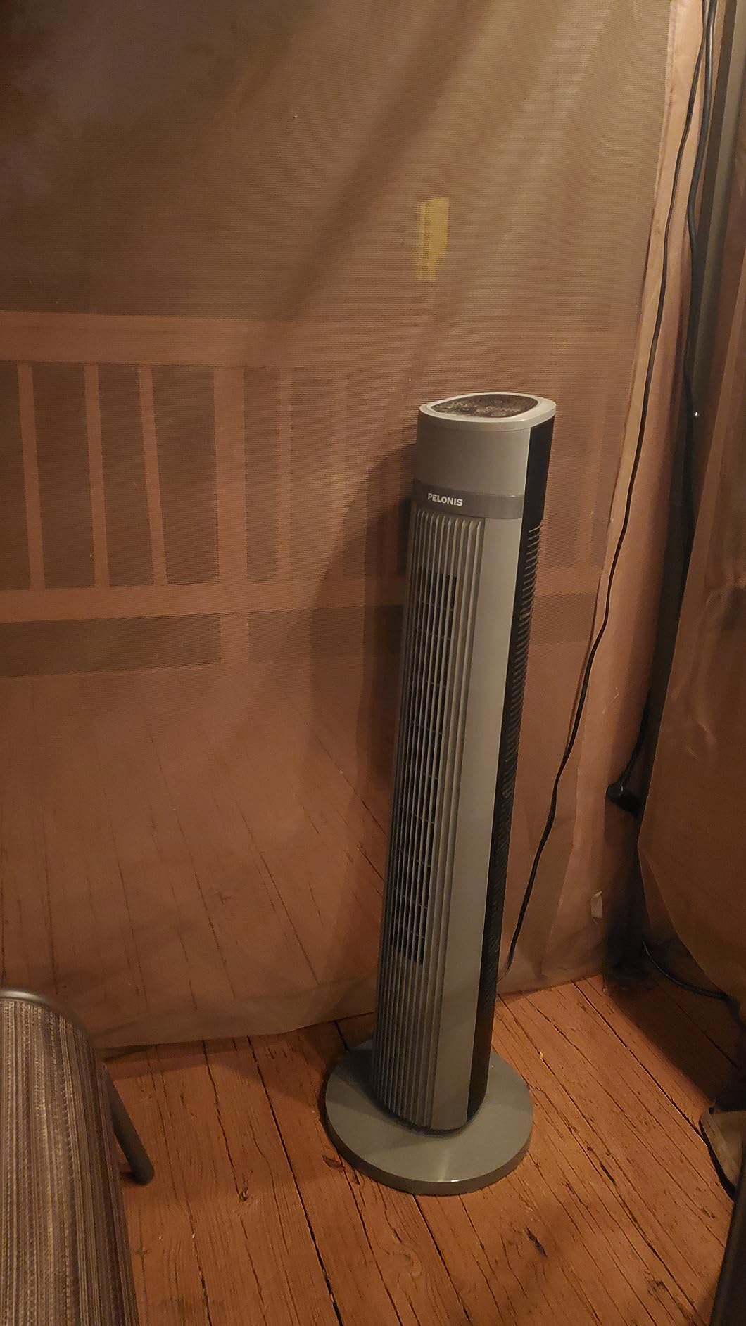 PELONIS 40-inch Bladeless Tower Fan for Bedroom, Standing Fan with Remote Control, 26ft/s, 90° Oscillation, 3 Speed Settings, 27 dB, 3 Modes, 15-Hour Timer, LED Display, Fan that Blows Cold Air, Black customer photo 2