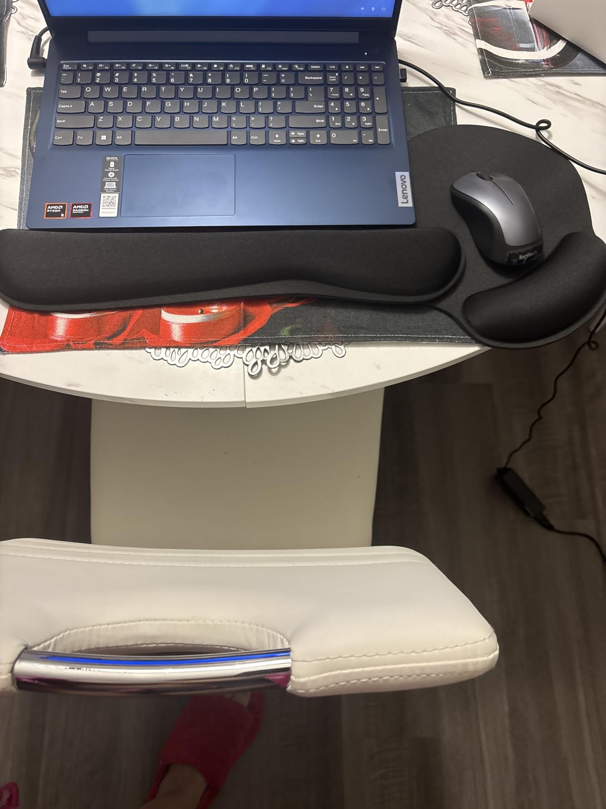 KTRIO Keyboard Wrist Rest & Mouse Pad with Wrist Rest, Black customer photo 2
