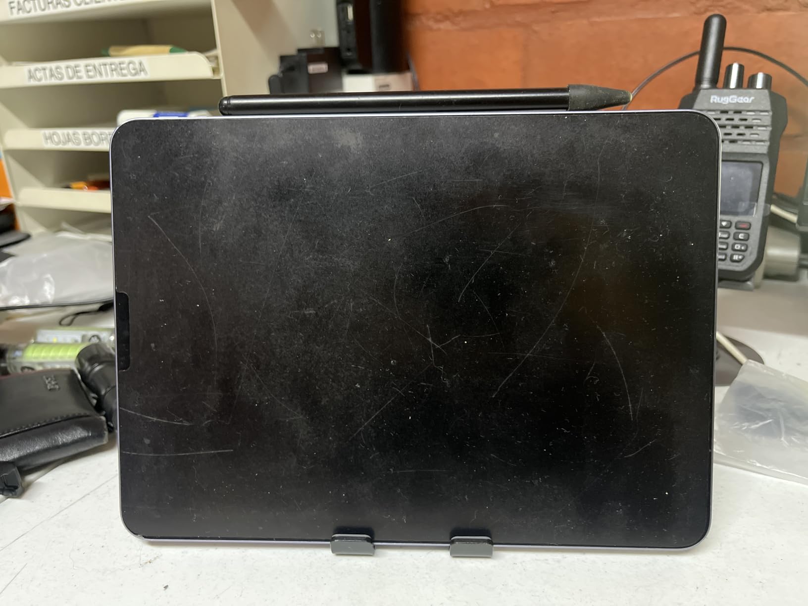 Nulaxy Dual Adjustable Foldable iPad Stand, Full Aluminum, Stable Support customer photo 2