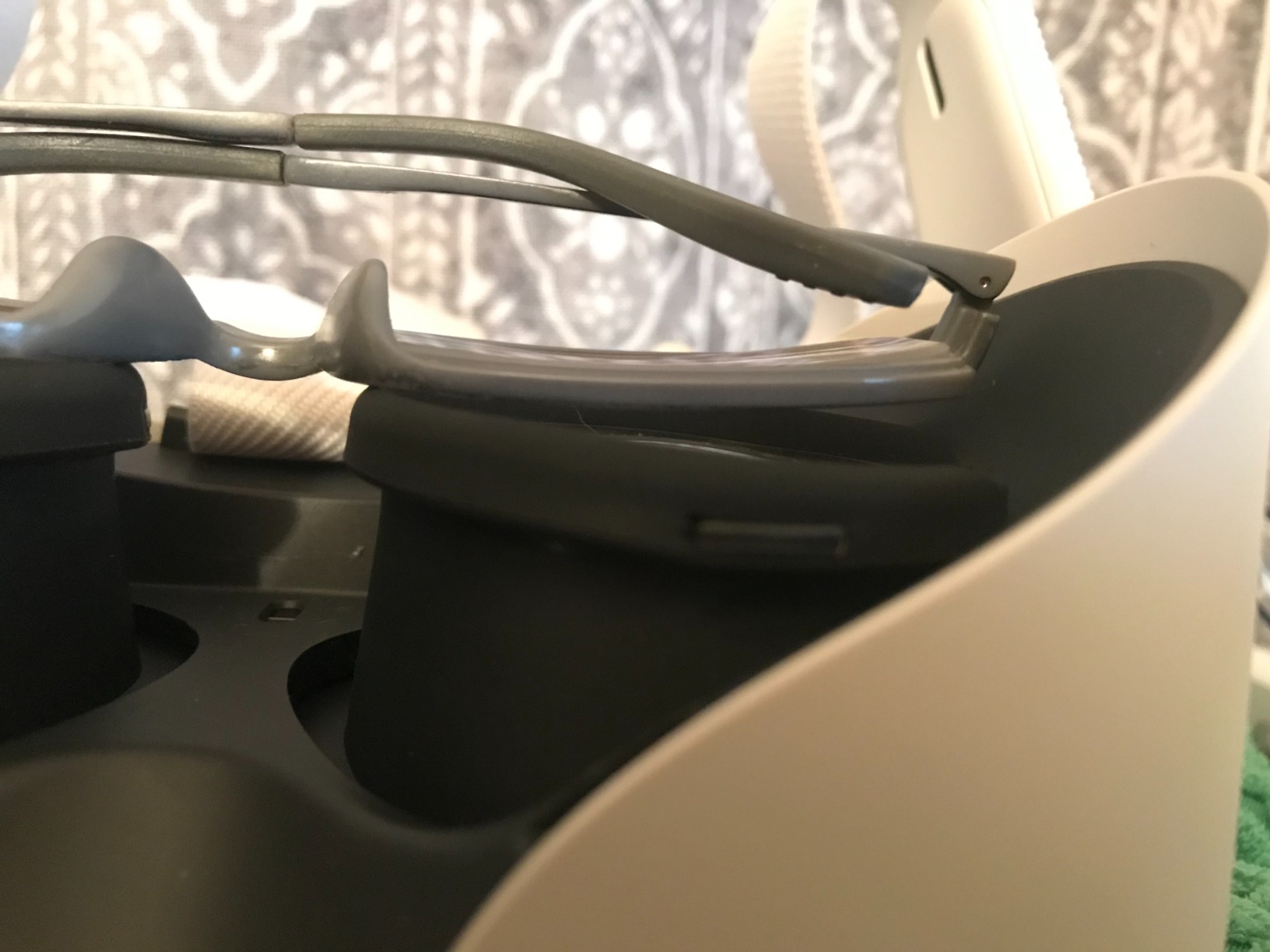 AMVR Glasses Spacer Compatible with Oculus Quest 3S/Quest 2/Rift S Accessories, Soft Silicone Anti-Scratch Ring, Protect VR Lens and Prescription Glasses from scratchings(Not Compatible with Quest 3) customer photo 1