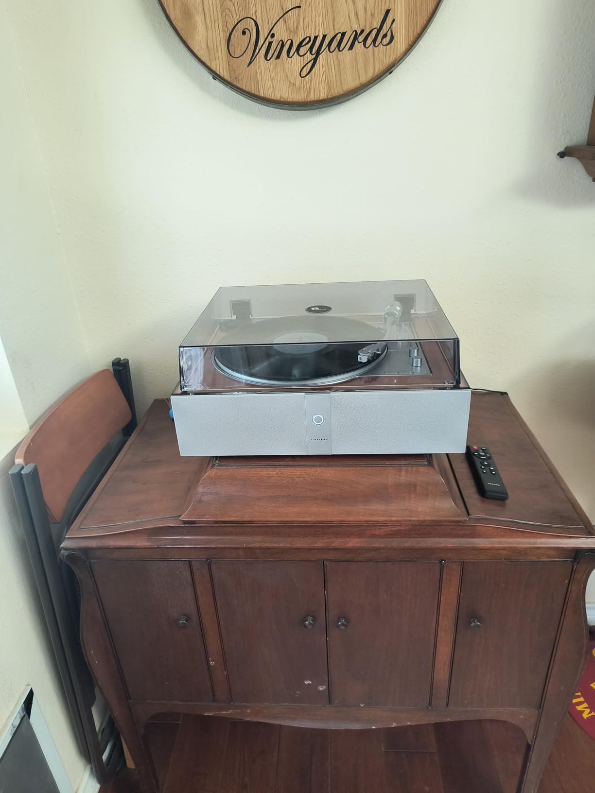 1 BY ONE Fully Automatic Record Player, All-in-One Vinyl Turntable | Automatic Repeat Function, Remote Control, Built in Speakers& DSP, Phono Preamp, AT-3600L Cartridge, Belt Drive 2-Speeds customer photo 2