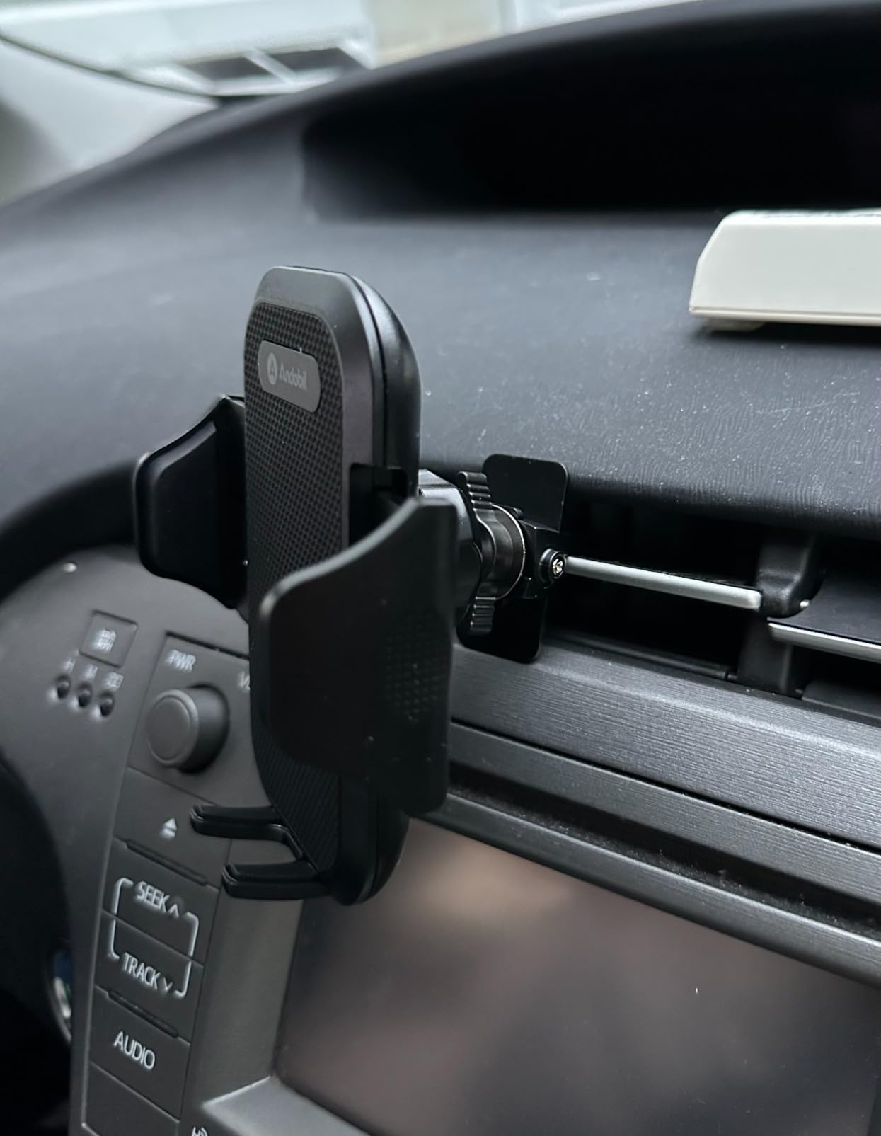 andobil 2026 Upgraded Car Phone Holder Mount for Vent, Military Sturdy Metal Clip Air Vent Phone Holder for Your Car Easy Used Cell Phone Car Mount for iPhone 17 Pro Max 15 14 13 Samsung S26 S25 customer photo 2
