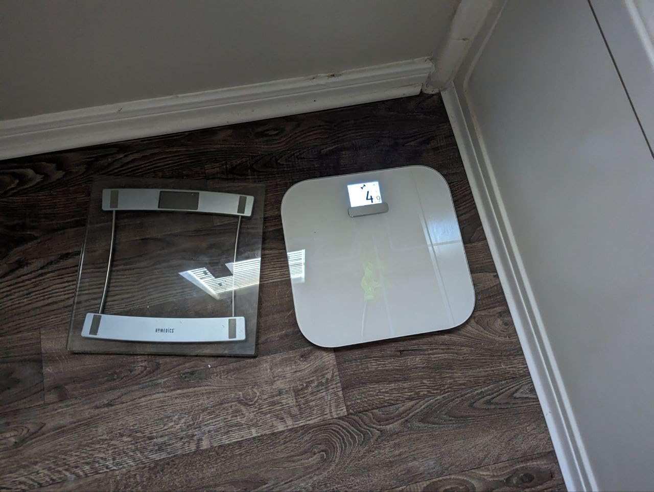 Garmin Index S2, Smart Scale with Wireless Connectivity, Measure Body Fat, Muscle, Bone Mass, Body Water% and More, Black customer photo 2