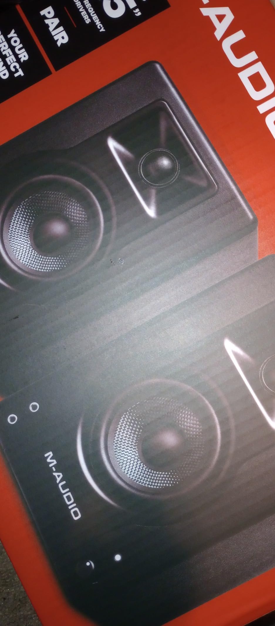 M-AUDIO BX4 4.5 inch Wired Studio Monitors Pair | Compact Wired Desktop Speakers for Recording, Mixing and Multimedia customer photo 2