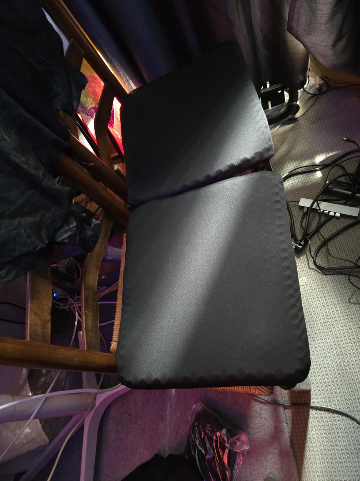 SelectSoma Gel Seat Cushion for Long Sitting, Pressure Relief for Sciatica, Tailbone, Coccyx & Back Pain customer photo 1