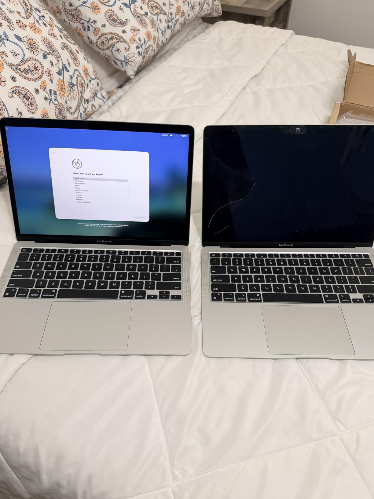 Apple MacBook Air Late 2020 with Apple M1 Chip (13.3 inch, 8GB RAM, 256GB SSD) Space Gray (Renewed) customer photo 1