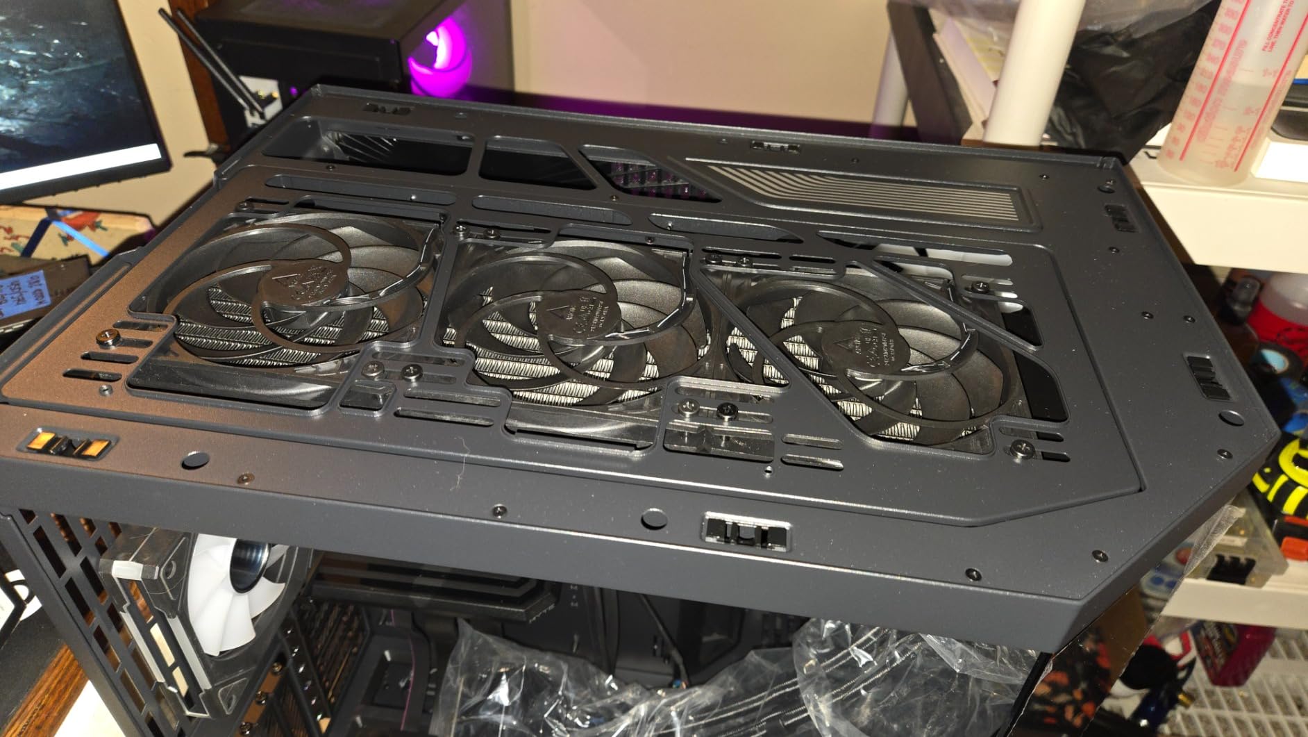 ARCTIC P12 Slim PWM PST - PC Fan, 120 mm Fan, Pressure-optimised customer photo 1