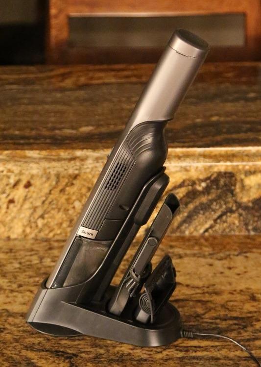 Shark WANDVAC Cordless Hand Vac, Rose Gold, WV201RGBRN customer photo 2
