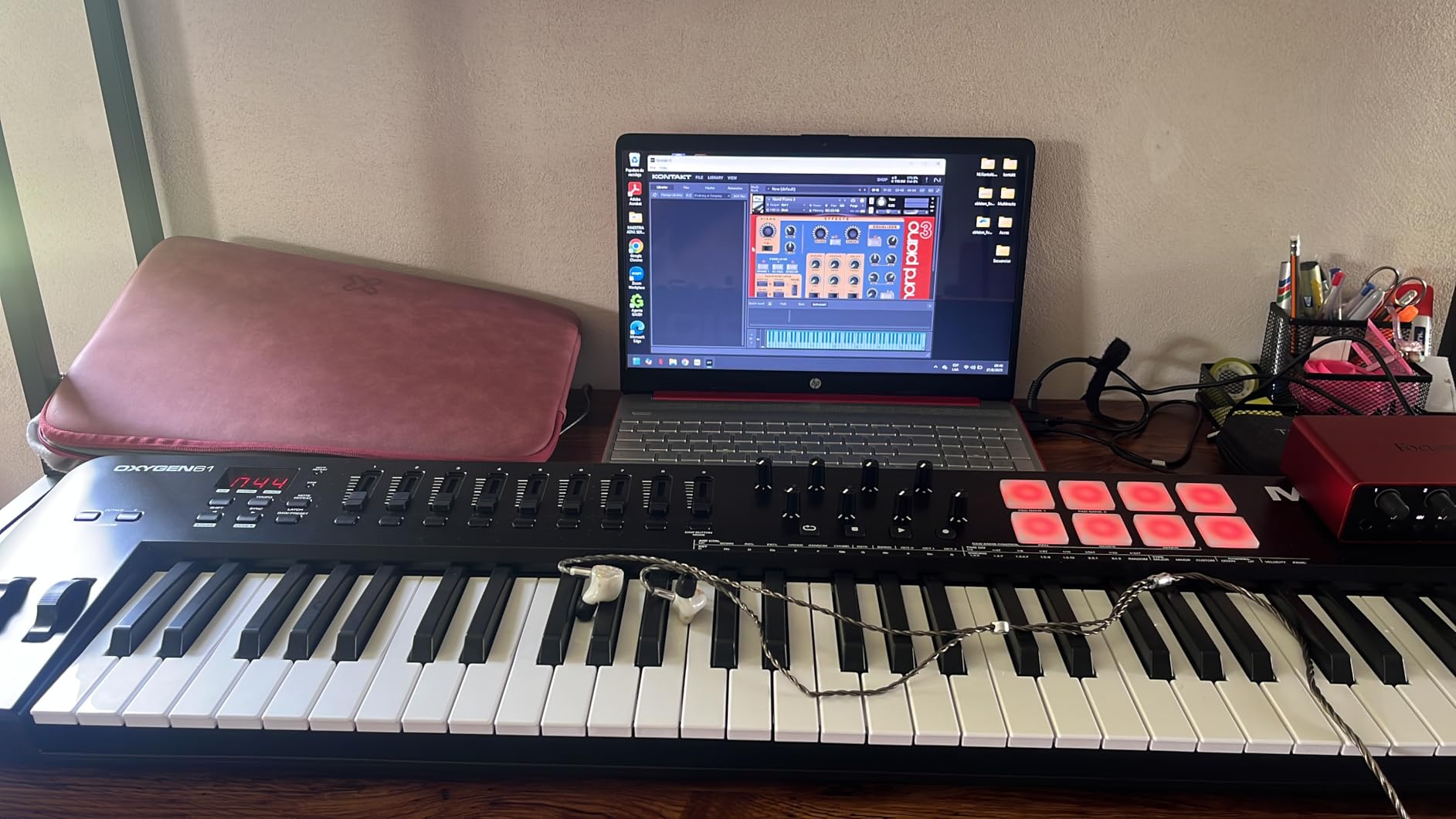 M-AUDIO Oxygen 61 MKV USB MIDI Keyboard Controller customer photo 1